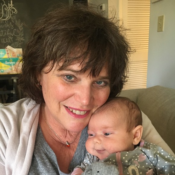 Meet your Posher, Lisa - Picture 1 of 1